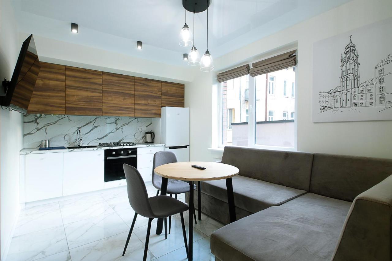 Luxury Nest Lviv Center Appartement Buitenkant foto
