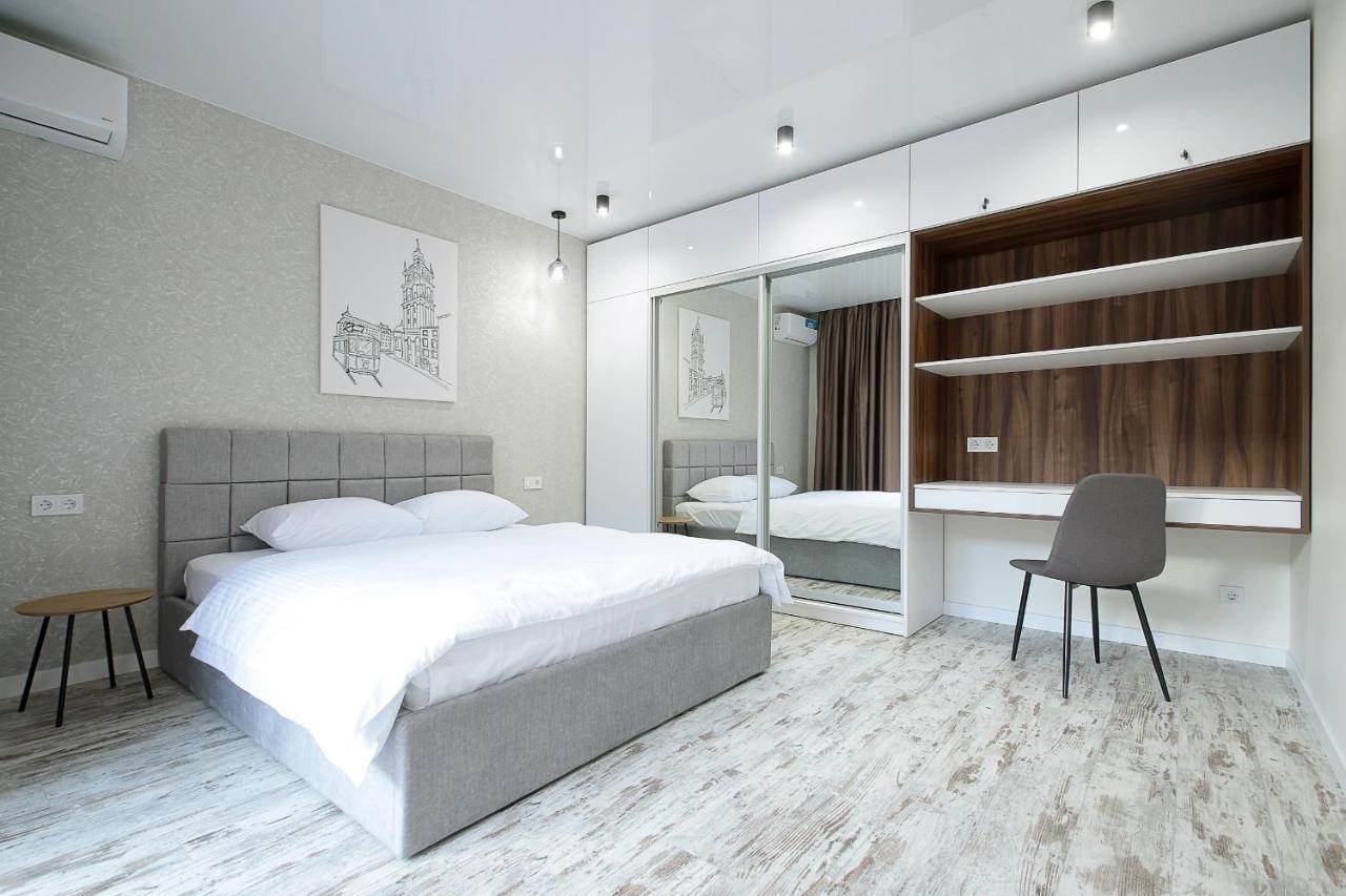 Luxury Nest Lviv Center Appartement Buitenkant foto