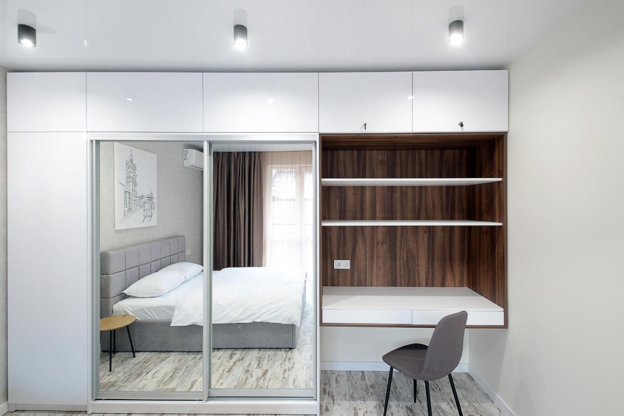 Luxury Nest Lviv Center Appartement Buitenkant foto