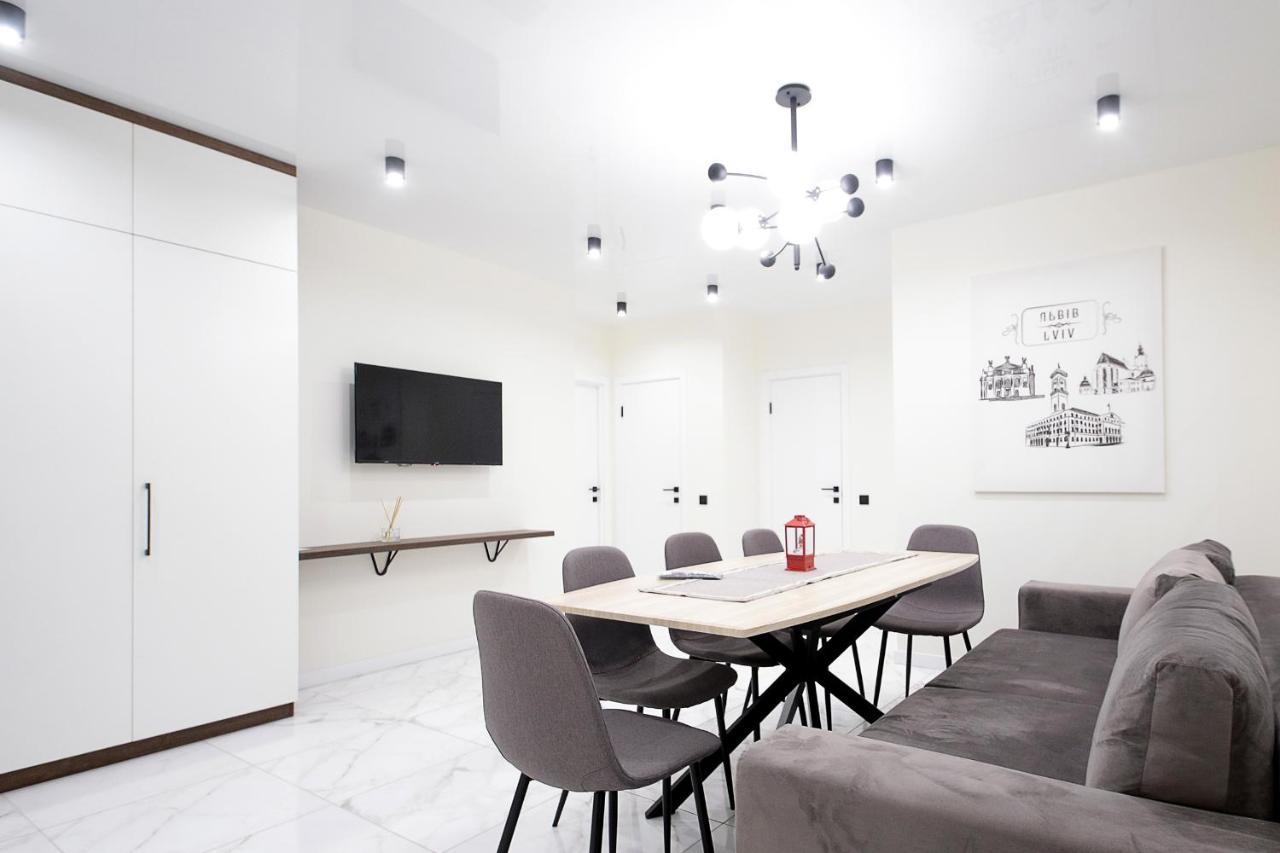 Luxury Nest Lviv Center Appartement Buitenkant foto
