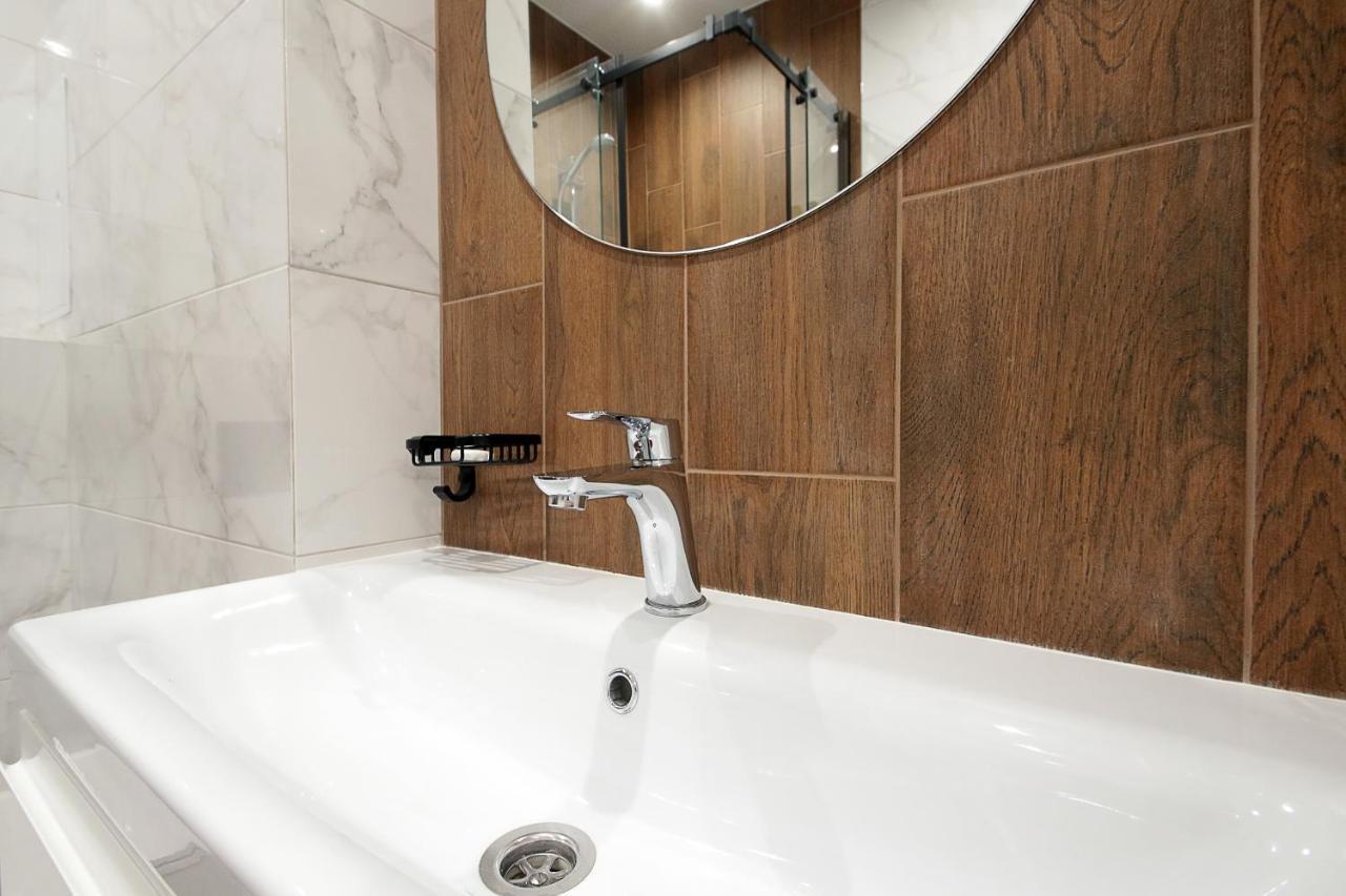 Luxury Nest Lviv Center Appartement Buitenkant foto