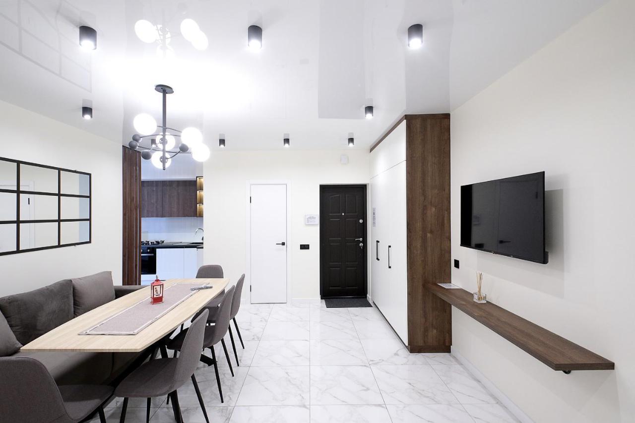 Luxury Nest Lviv Center Appartement Buitenkant foto